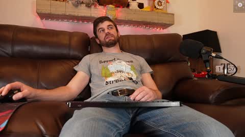 Snapshot of rndmzd chatting on December 18, 2024, 7:58 am Ryan aka KeylimeRy online show from December 18, 2024, 7:58 am