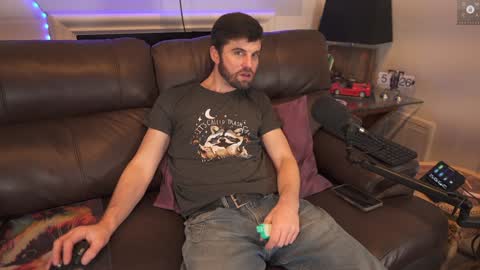 Snapshot of rndmzd chatting on December 31, 2024, 11:28 pm Ryan aka KeylimeRy online show from December 31, 2024, 11:28 pm