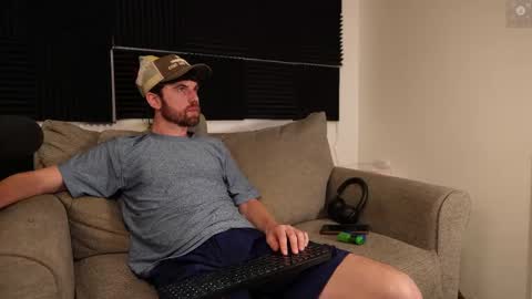 Snapshot of rndmzd chatting on October 23, 2025, 12:43 am Ryan aka KeylimeRy online show from October 23, 2025, 12:43 am