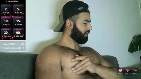 SebasRoa online show from February 5, 2026, 6:12 pm