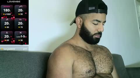 SebasRoa online show from April 11, 2026, 6:01 pm