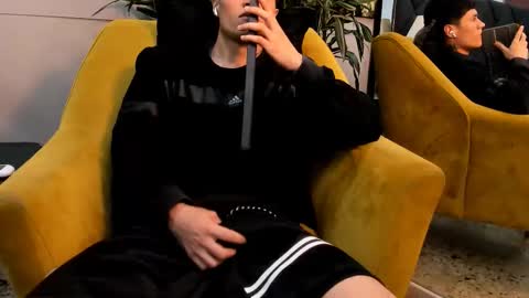 Roan Birkin online show from February 11, 2026, 8:14 pm