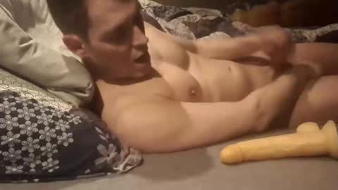 Snapshot of rob35jr chatting on March 16, 2026, 9:19 pm rob35jr online show from March 16, 2026, 9:19 pm