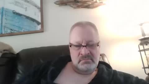 rob872217 online show from April 9, 2026, 12:10 pm