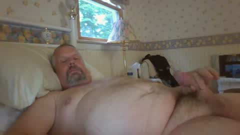 Snapshot of rob9271963 chatting on June 27, 2026, 11:04 am Rob online show from June 27, 2026, 11:04 am