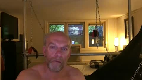 Snapshot of robbertnl chatting on April 28, 2026, 4:50 am robbertnl online show from April 28, 2026, 4:50 am