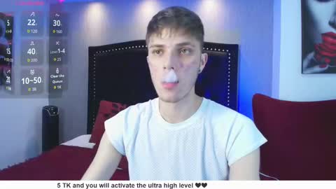 Snapshot of robbinblaze chatting on October 5, 2025, 8:29 pm Robbin online show from October 5, 2025, 8:29 pm