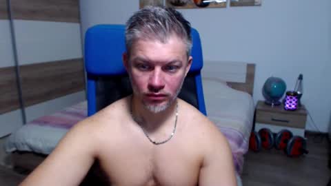 robbyshawz online show from September 21, 2025, 4:58 am