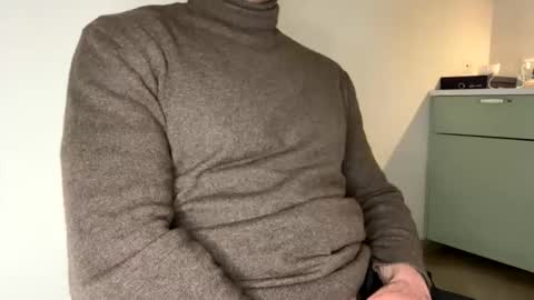 roberpierre_ho online show from April 1, 2026, 1:28 am