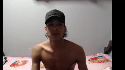 Snapshot of robert_kingg chatting on December 20, 2025, 8:54 am robert_kingg online show from December 20, 2025, 8:54 am