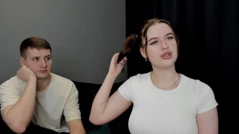 Lisa and Robert  i am online all days 900 am GMT3   online show from January 10, 2025, 3:39 am