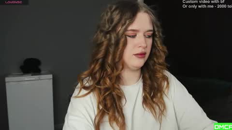 Snapshot of robert_lisa chatting on February 14, 2026, 8:00 am Lisa and Robert i am online all days 900 am GMT3 online show from February 14, 2026, 8:00 am