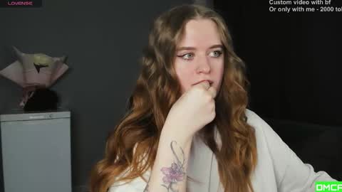 Snapshot of robert_lisa chatting on February 15, 2026, 5:37 am Lisa and Robert i am online all days 900 am GMT3 online show from February 15, 2026, 5:37 am