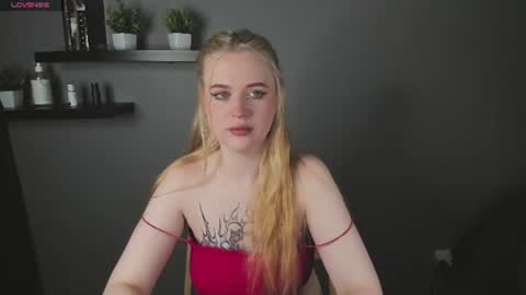Snapshot of robert_lisa chatting on June 15, 2026, 12:35 am Lisa and Robert i am online all days 900 am GMT3 online show from June 15, 2026, 12:35 am