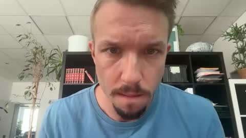 robert_x666 online show from July 19, 2026, 10:52 am