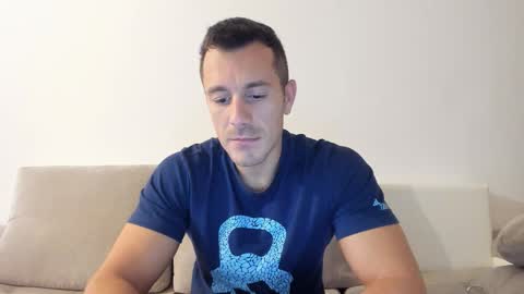 roberto4ever online show from October 7, 2025, 5:59 am