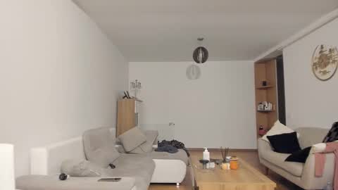 roberto4ever online show from November 12, 2025, 6:03 am