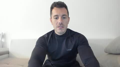 roberto4ever online show from April 4, 2026, 10:46 am