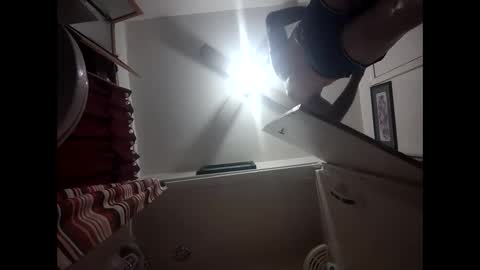 robertsaiz4200 online show from March 5, 2026, 2:40 am