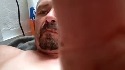 robertsaiz4200 online show from July 17, 2026, 8:46 pm
