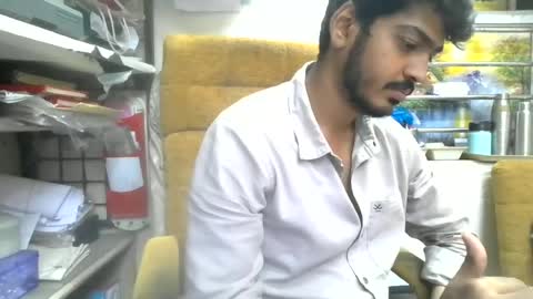 Robertsalia online show from July 3, 2026, 1:28 pm