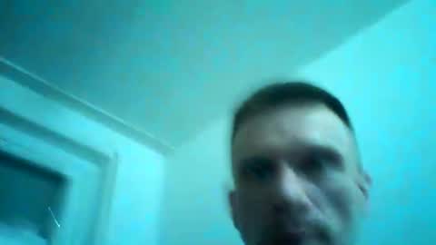 Snapshot of robertxxxpo chatting on January 7, 2025, 3:03 am Zenek online show from January 7, 2025, 3:03 am