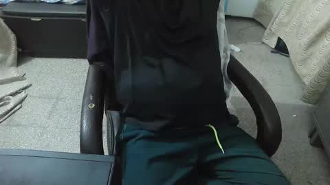 Snapshot of robin2010ken_ chatting on November 15, 2025, 4:47 pm robin online show from November 15, 2025, 4:47 pm