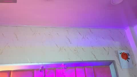 robin D online show from May 27, 2026, 1:52 pm