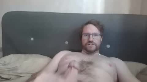 Snapshot of robinouhot chatting on February 20, 2025, 8:39 am robinouhot online show from February 20, 2025, 8:39 am