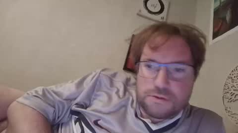 Snapshot of robinouhot chatting on March 6, 2025, 2:41 am robinouhot online show from March 6, 2025, 2:41 am