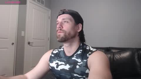 Snapshot of robknocks chatting on October 27, 2025, 1:04 pm Rob Knocks online show from October 27, 2025, 1:04 pm