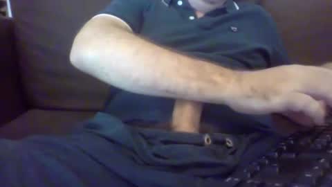 Snapshot of robmutant chatting on February 21, 2026, 8:43 pm robmutant online show from February 21, 2026, 8:43 pm