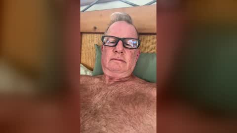robo0000 online show from May 26, 2026, 2:02 pm
