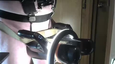 Snapshot of robodickmilker chatting on December 9, 2024, 5:52 pm Robodickmilker online show from December 9, 2024, 5:52 pm