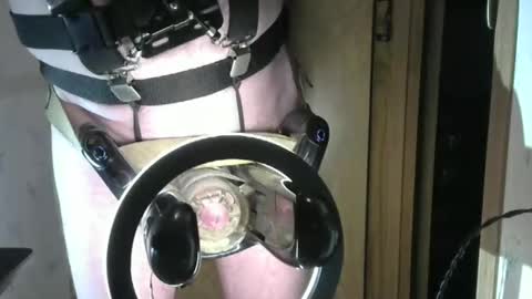 Snapshot of robodickmilker chatting on December 14, 2024, 6:56 am Robodickmilker online show from December 14, 2024, 6:56 am