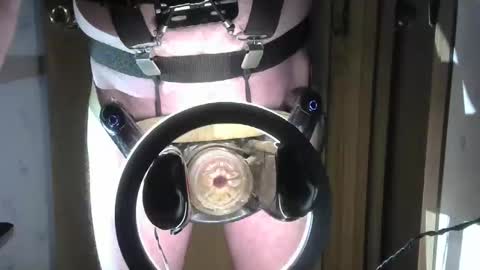 Snapshot of robodickmilker chatting on November 12, 2025, 1:50 am Robodickmilker online show from November 12, 2025, 1:50 am