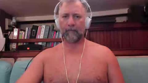 Snapshot of robotmodel420 chatting on February 13, 2025, 3:14 pm RobotModel420 online show from February 13, 2025, 3:14 pm