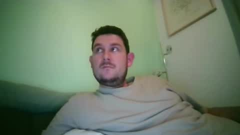 Snapshot of robtheman94 chatting on November 3, 2025, 9:16 pm Robin online show from November 3, 2025, 9:16 pm