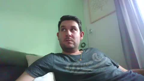 Robin online show from December 21, 2025, 1:18 pm