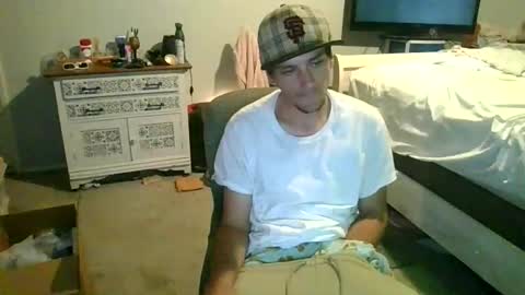 Snapshot of robwit8 chatting on October 23, 2025, 9:41 am Rob witha 8 online show from October 23, 2025, 9:41 am