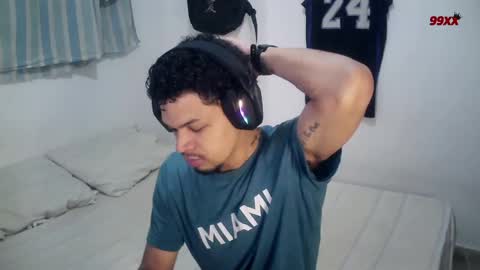 Rocco online show from November 18, 2025, 2:43 pm