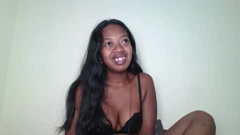 Snapshot of rochellinah chatting on May 21, 2026, 11:39 am rochellinah online show from May 21, 2026, 11:39 am