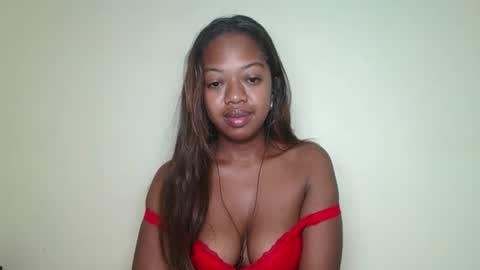 Snapshot of rochellinah chatting on May 29, 2026, 12:19 am rochellinah online show from May 29, 2026, 12:19 am