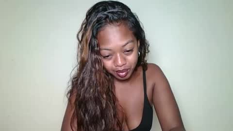Snapshot of rochellinah chatting on June 5, 2026, 1:50 pm rochellinah online show from June 5, 2026, 1:50 pm