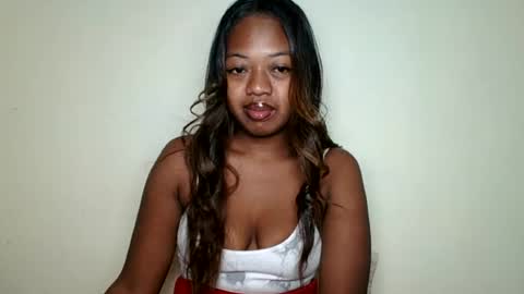 Snapshot of rochellinah chatting on June 18, 2026, 11:47 am rochellinah online show from June 18, 2026, 11:47 am