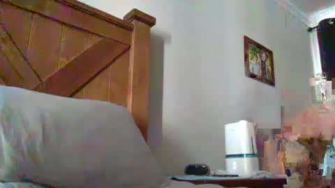 rock_steady80 online show from February 23, 2025, 6:23 pm