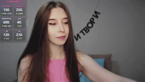 Snapshot of rocketsgirl chatting on October 6, 2025, 5:49 am rocketsgirl online show from October 6, 2025, 5:49 am