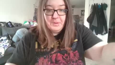 Leah online show from February 26, 2025, 9:48 pm