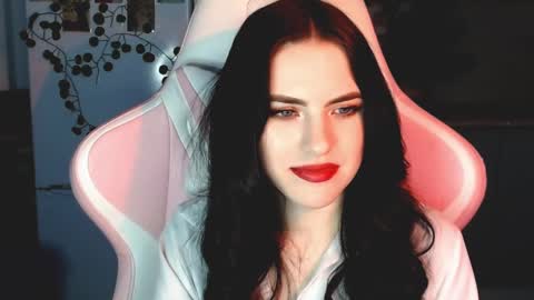 Sophie  online show from December 21, 2024, 4:36 pm