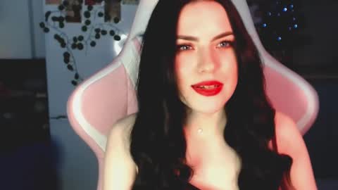 Sophie  online show from December 24, 2024, 10:22 am